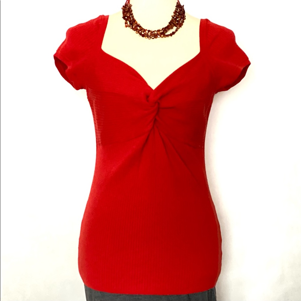 💥HOST PICK💥 Nine West Sweetheart Neckline Knit Top